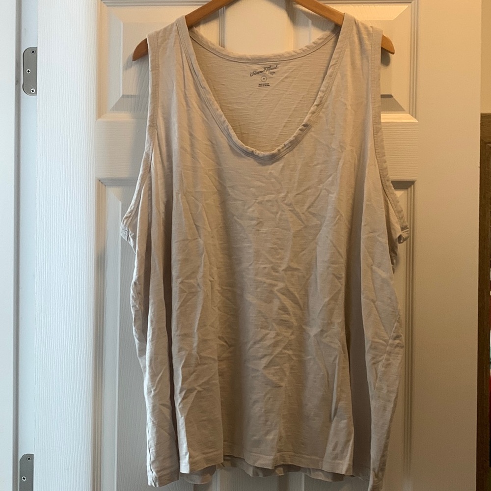 Womens tank